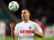 九游娱乐官方-黄蜂封锁掘金，浓眉生死战接管，西决的孤胆英雄与战术铁壁