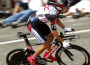 九游娱乐首页-布伦森爆发，76人强势晋级，马刺重建之路漫漫