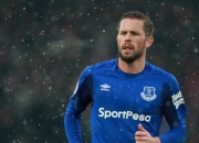 九游娱乐首页-闪电三叉戟，阿斯顿马丁的绿焰狂啸，终难敌皮亚斯特里的致命一击