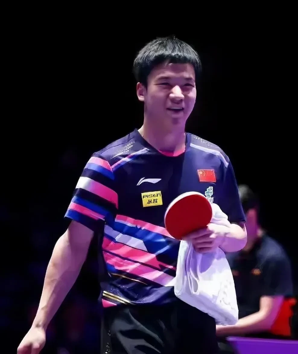 CLG横扫G2，Inspired团战一打五焦点之战八强赛，留下经典瞬间的简单介绍