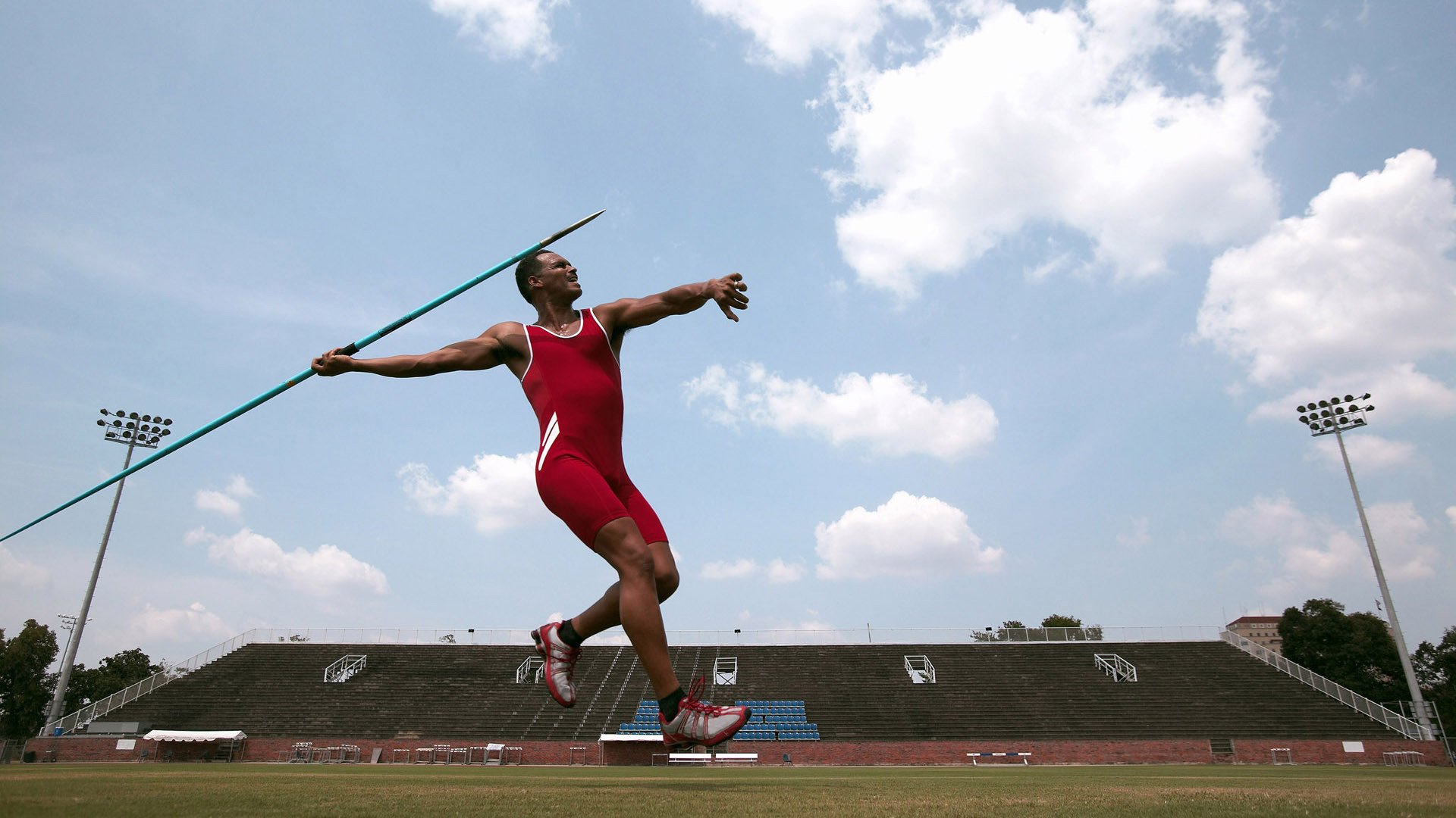 绿茵场上的低地征服，当比利时收割挪威，本泽马式的稳定何以成为稀缺艺术？